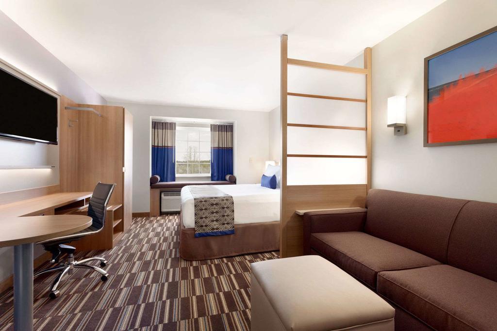 Microtel Inn & Suites By Wyndham ניאגרה פולס מראה חיצוני תמונה